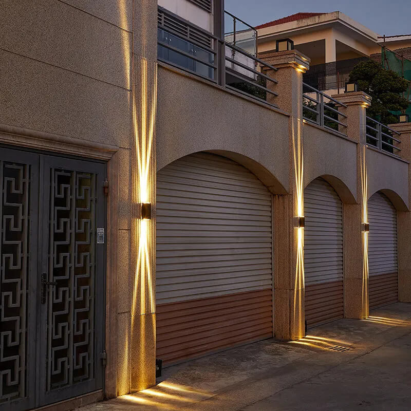 Eveden Outdoor Wall Light