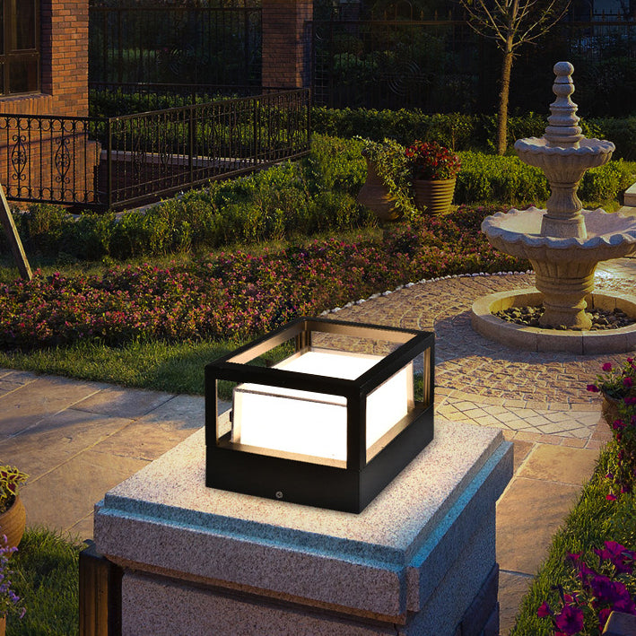 Lexlium Outdoor Wall Light