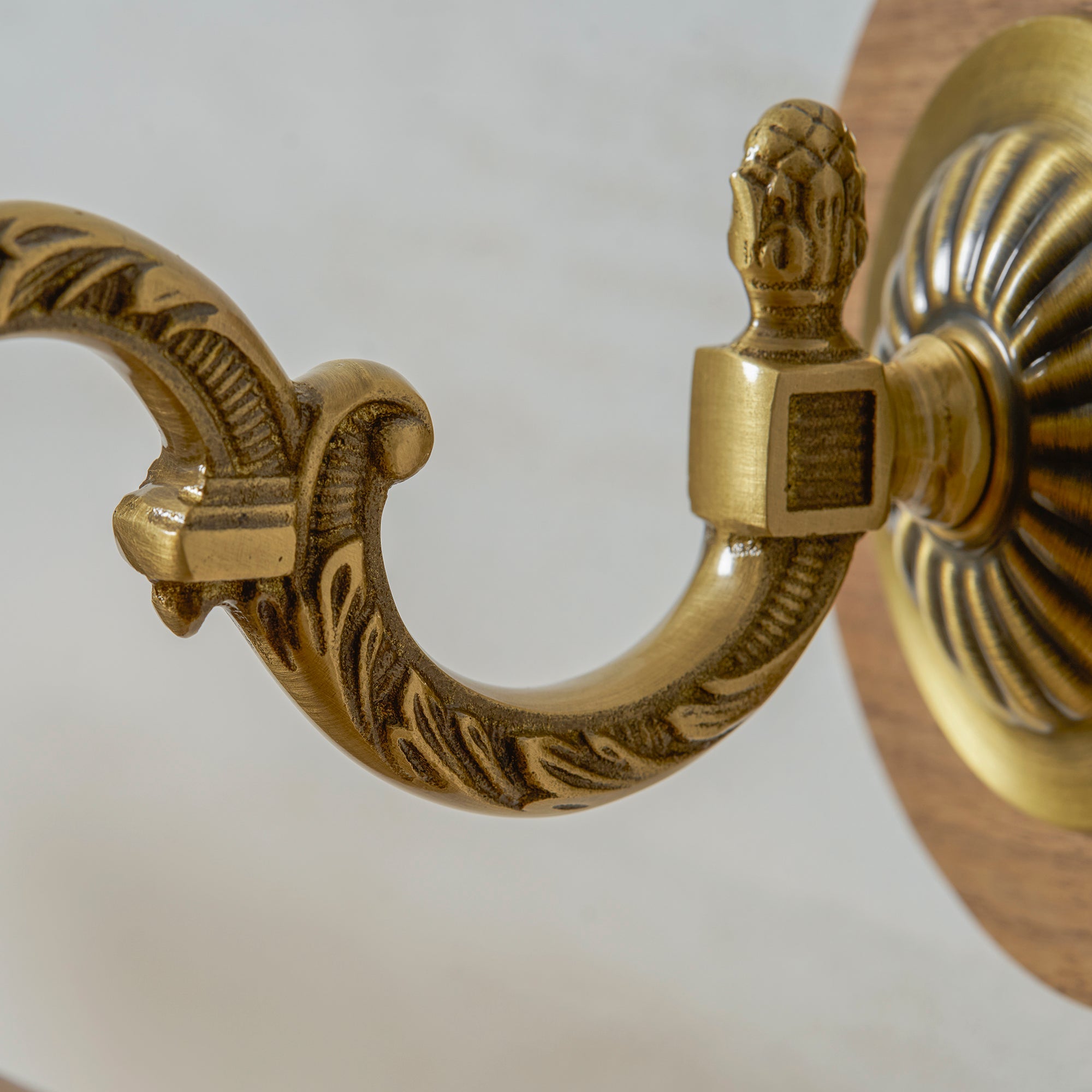 Valeien Wall Light