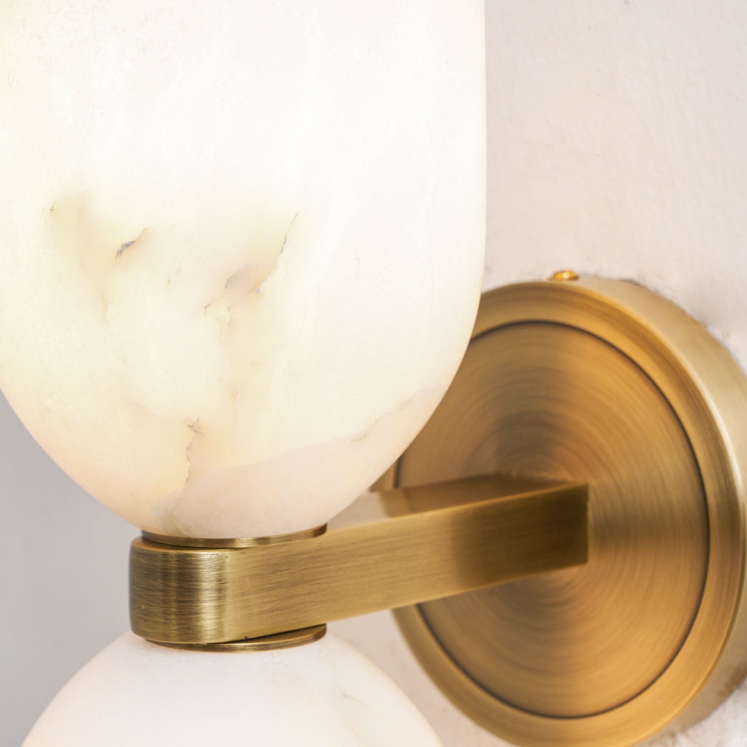 Liova Alabaster Wall Light