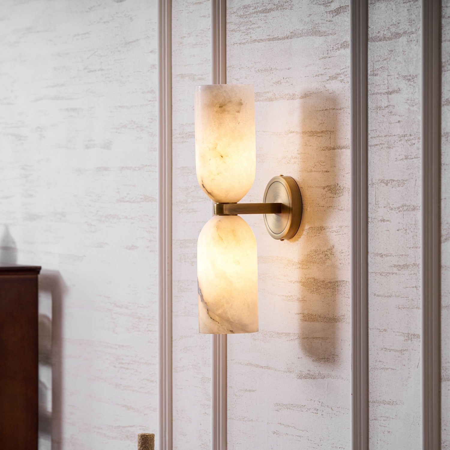 Liova Alabaster Wall Light