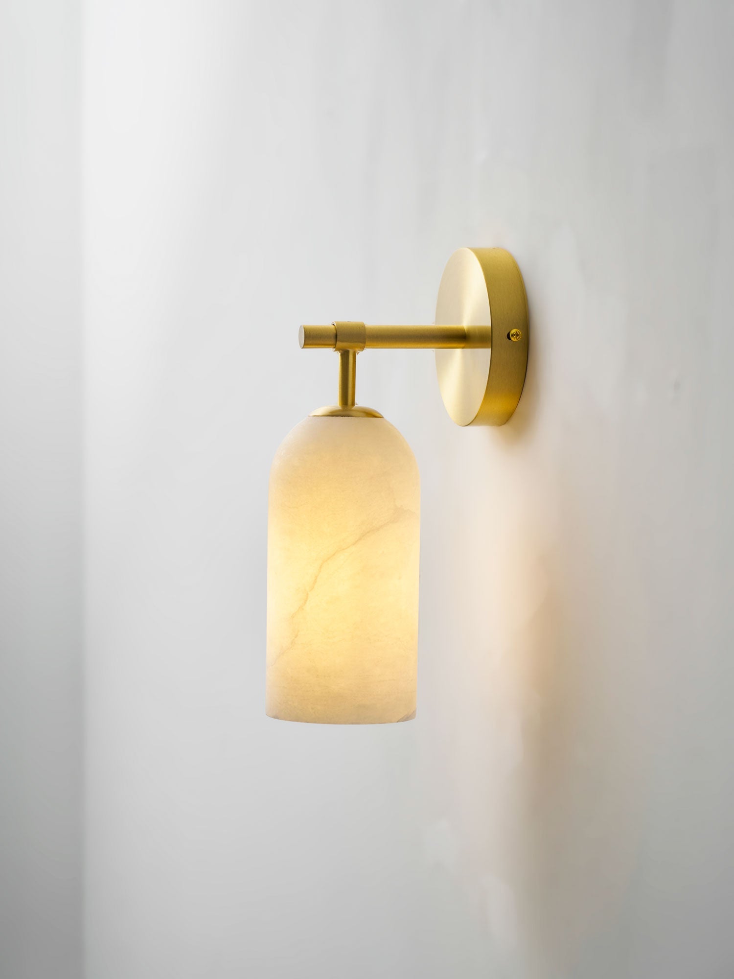 Velaton Wall Light