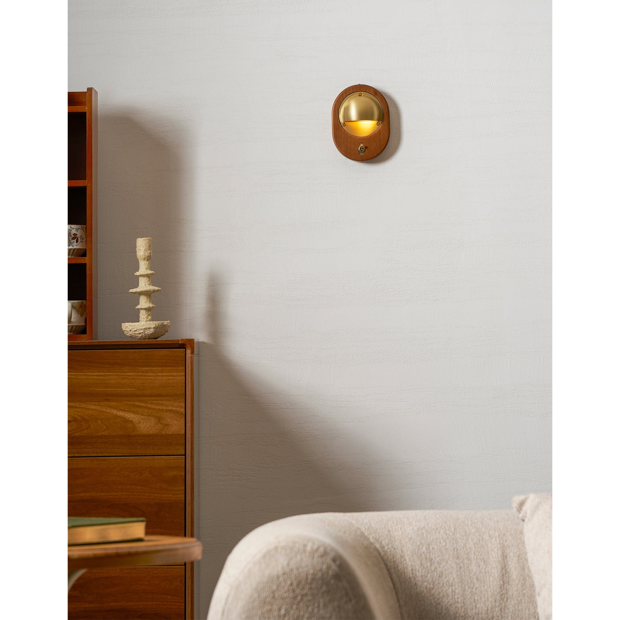 Mirawell Wall Light