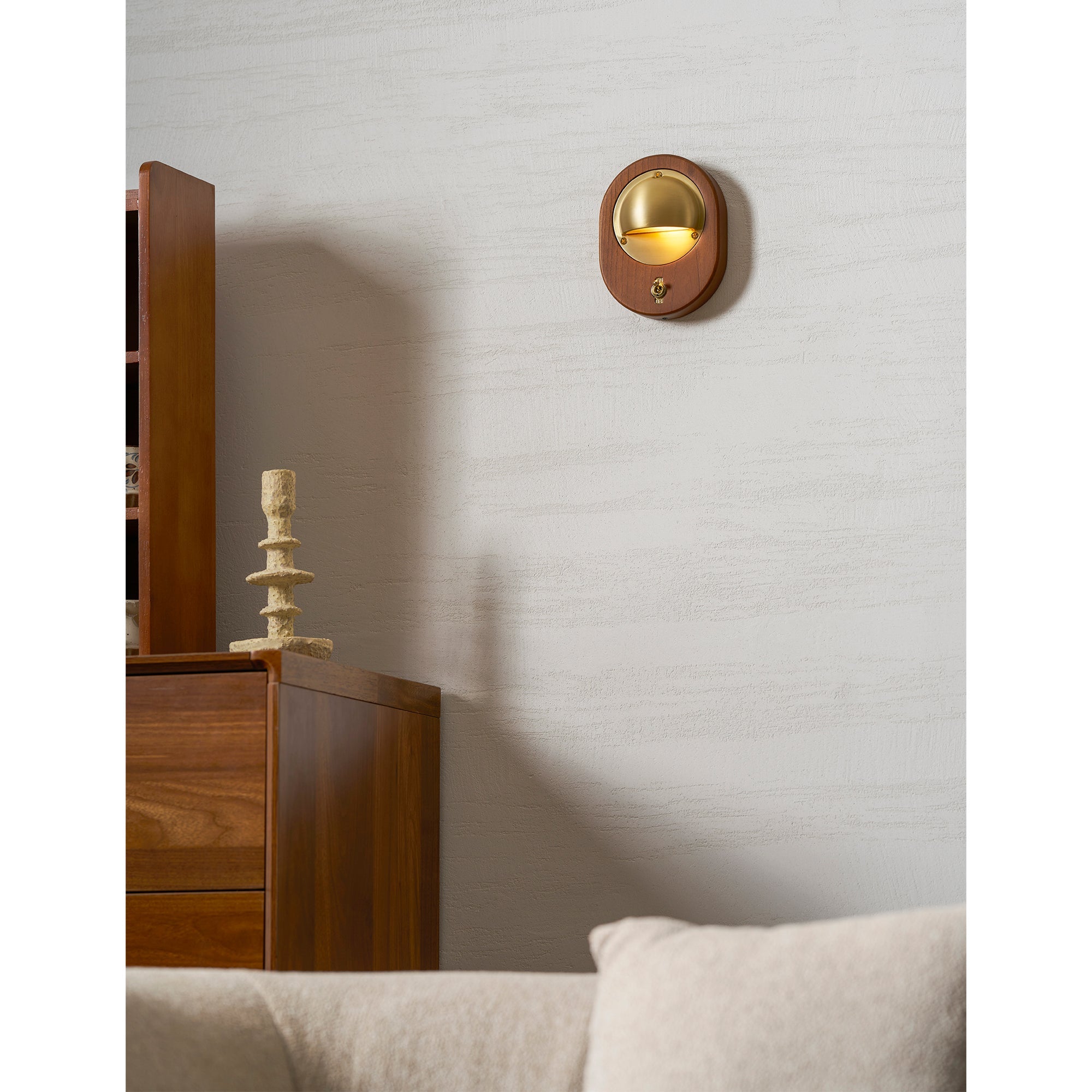 Mirawell Wall Light