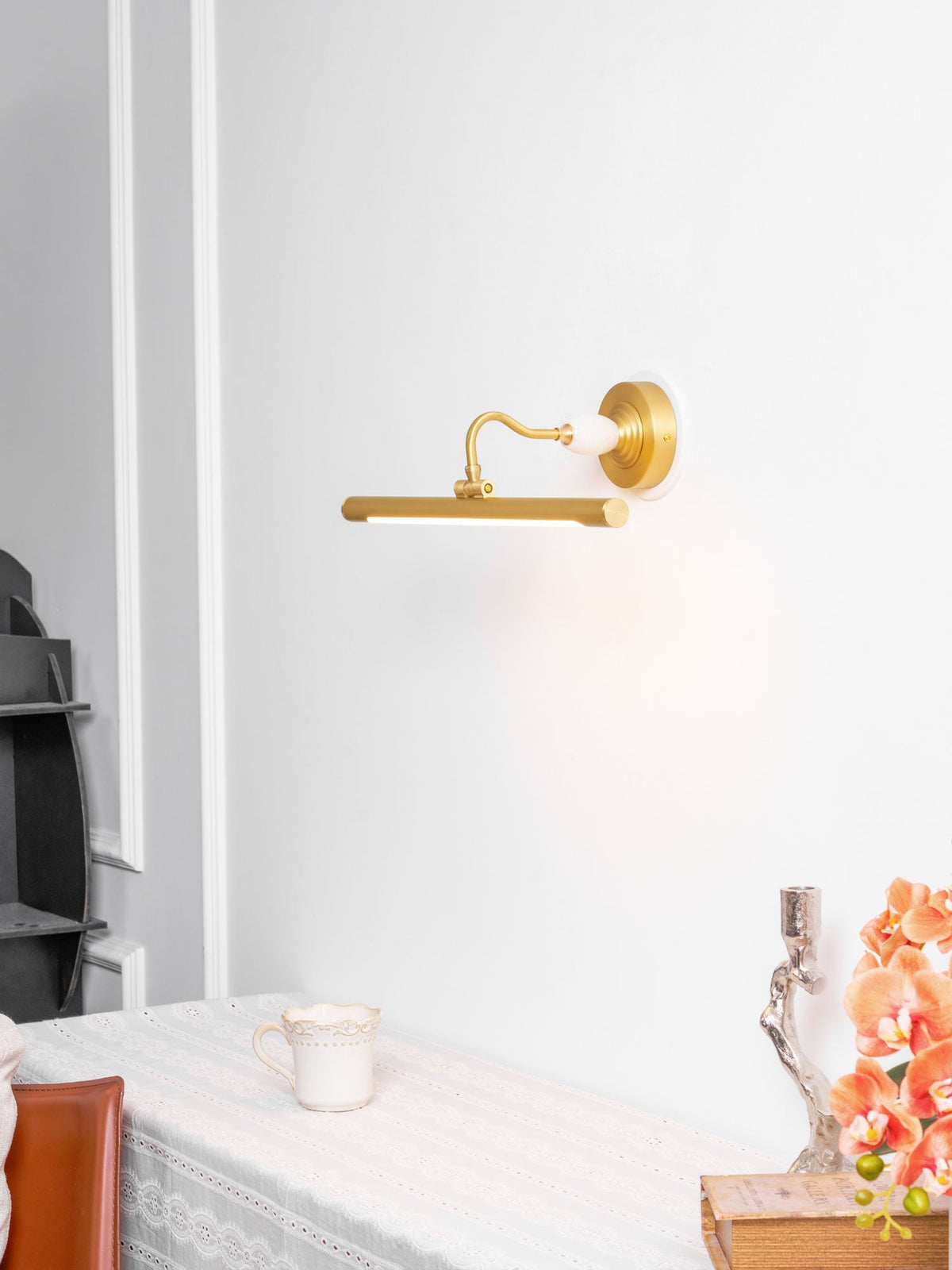 Archer Art Linear Wall Light – detail 13