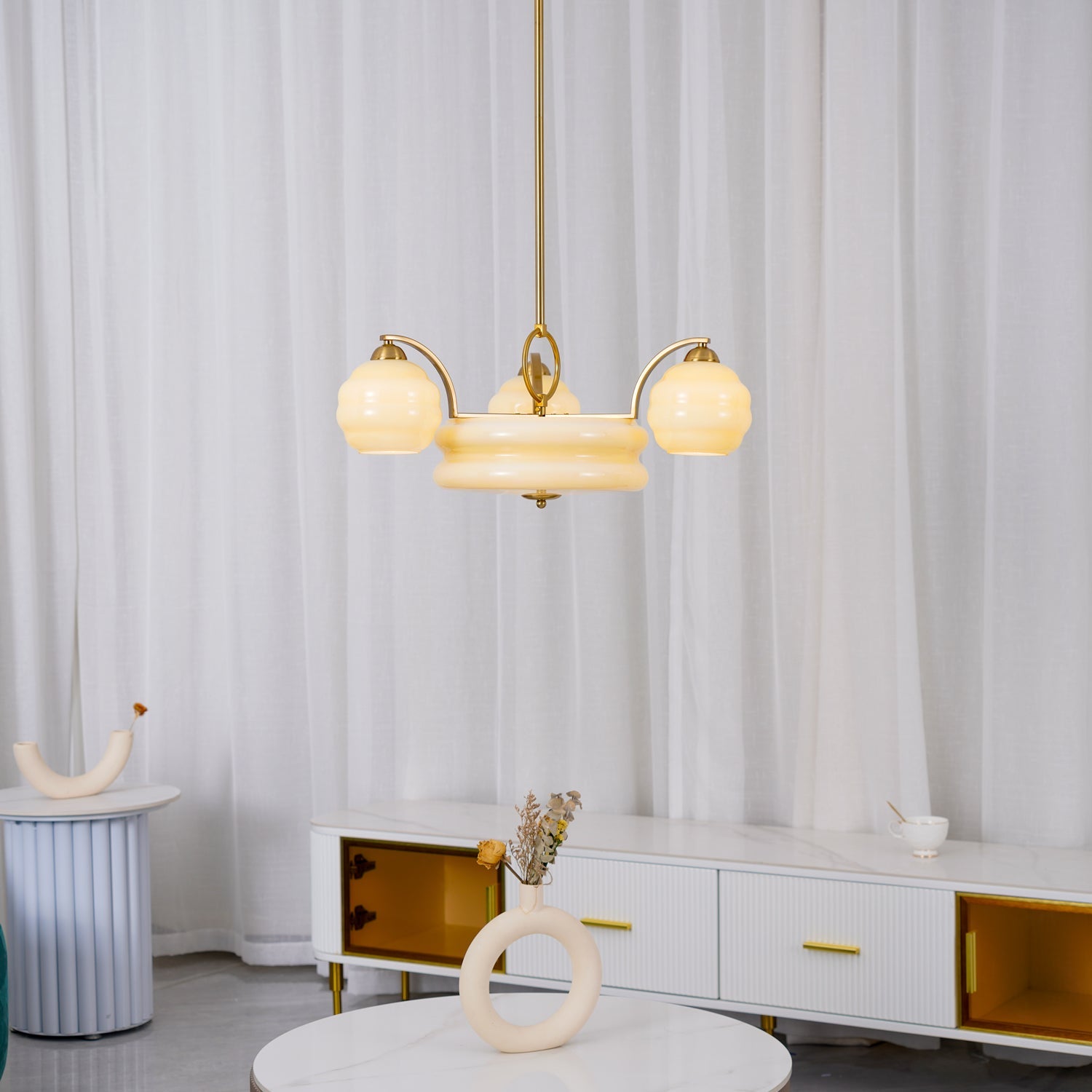 Virolania Vintage Chandelier