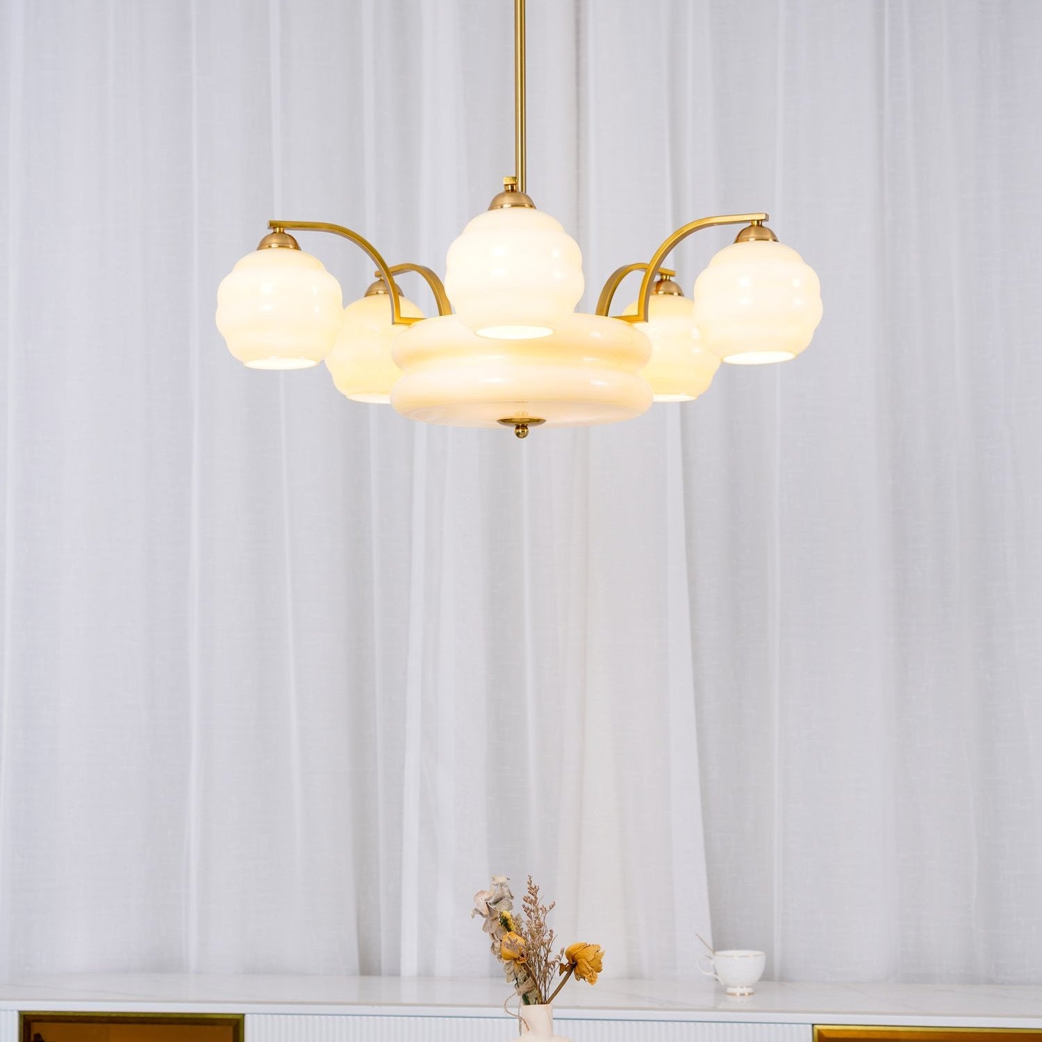 Virolania Vintage Chandelier