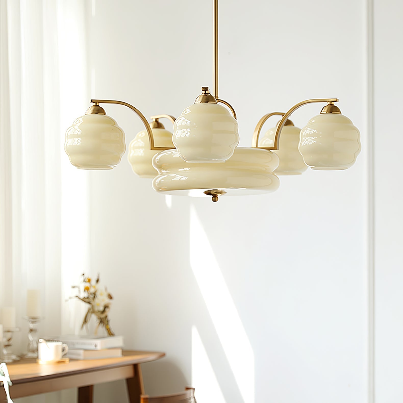 Virolania Vintage Chandelier