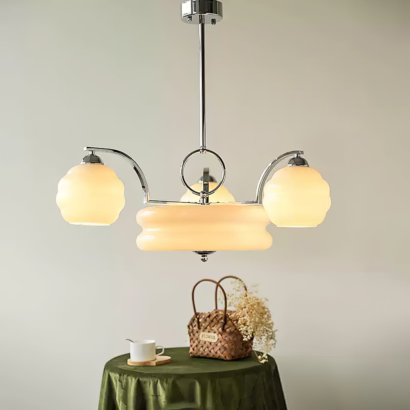 Virolania Vintage Chandelier