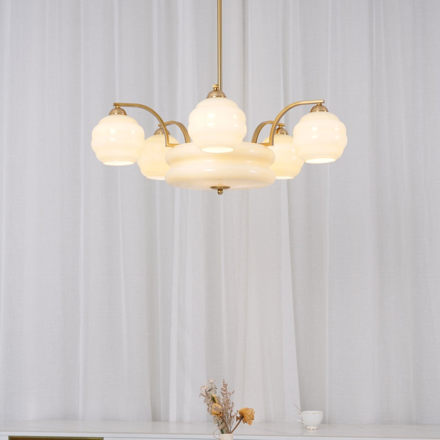 Virolania Vintage Chandelier
