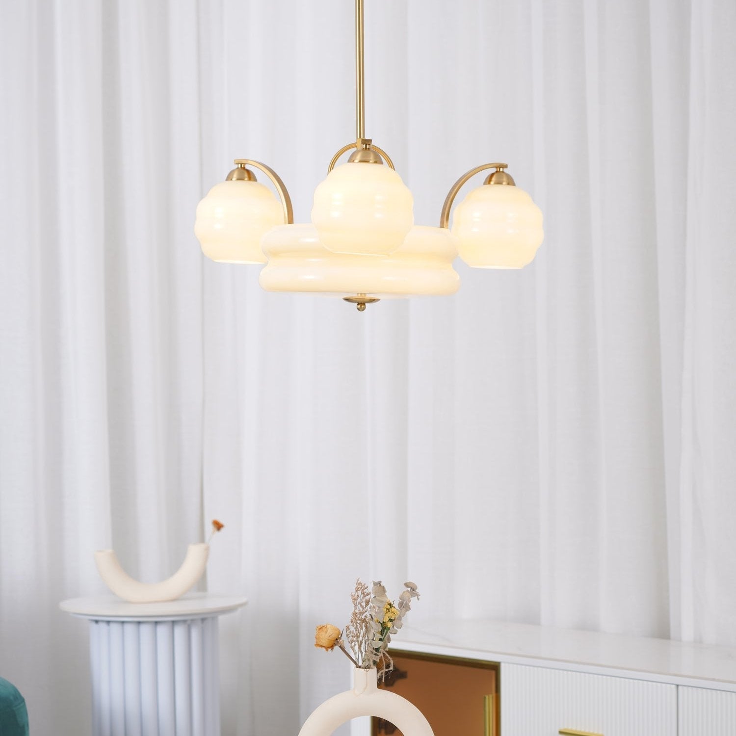 Virolania Vintage Chandelier