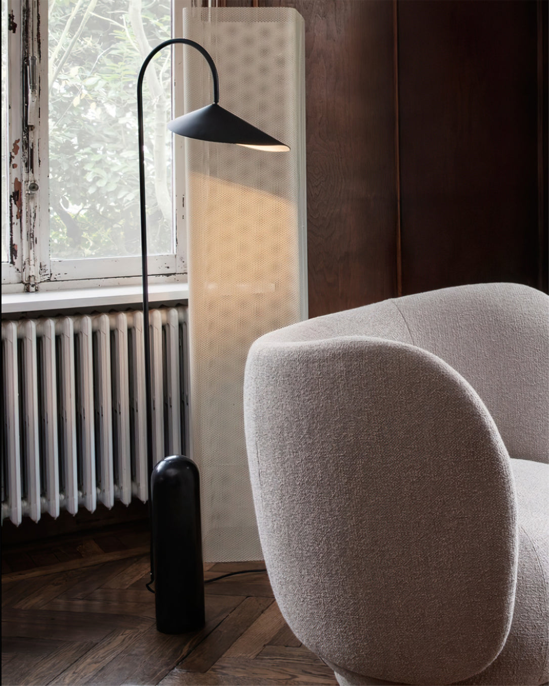 Sageeka Minimalist Floor Lamp