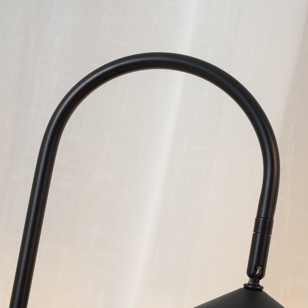 Axivale Minimalist Table Lamp