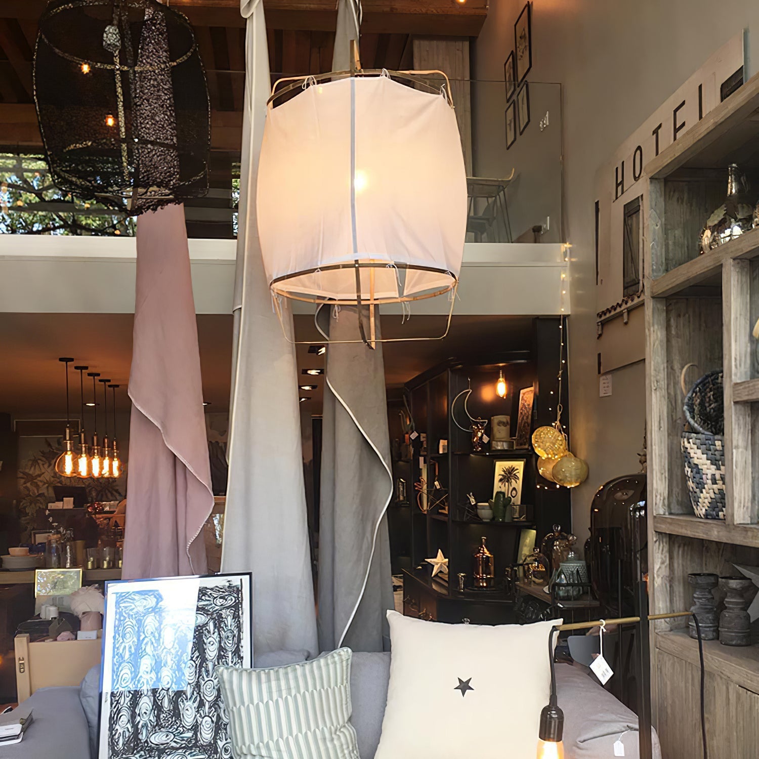 Belri Pendant Light