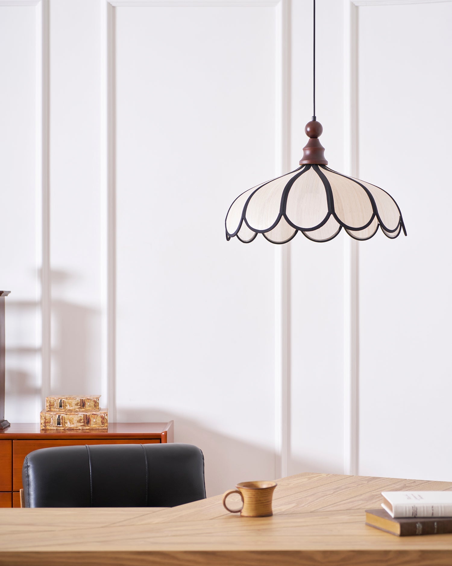 Oriay Scalloped Pendant Light