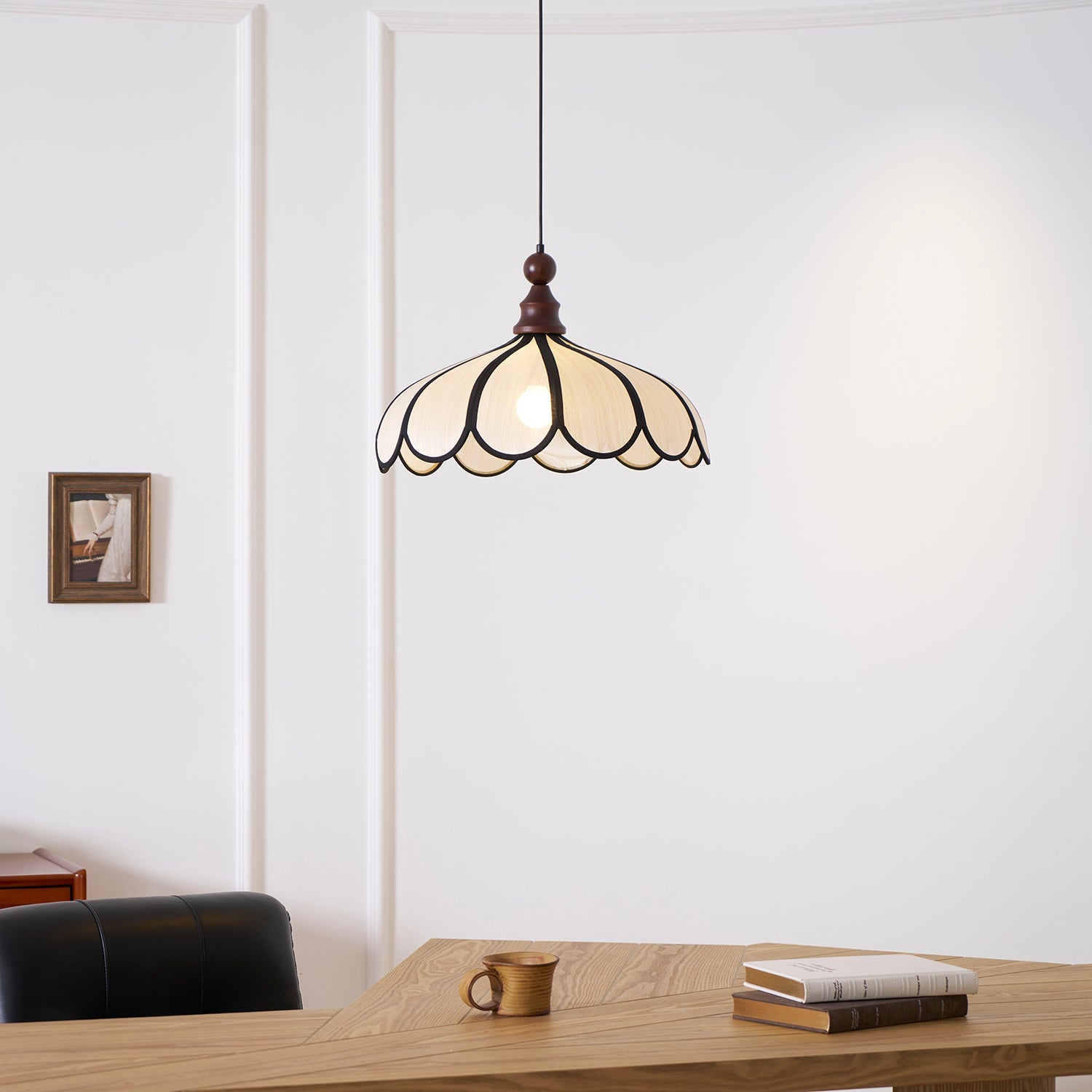 Oriay Scalloped Pendant Light