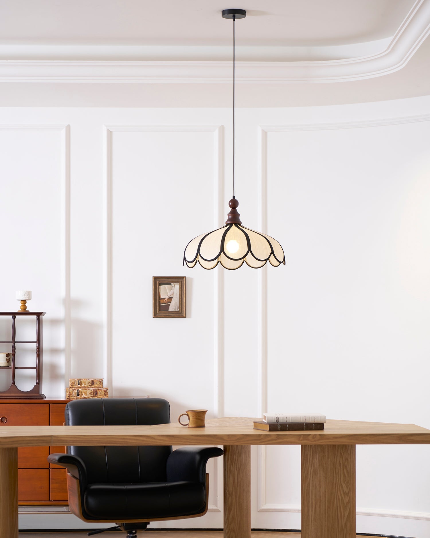 Oriay Scalloped Pendant Light