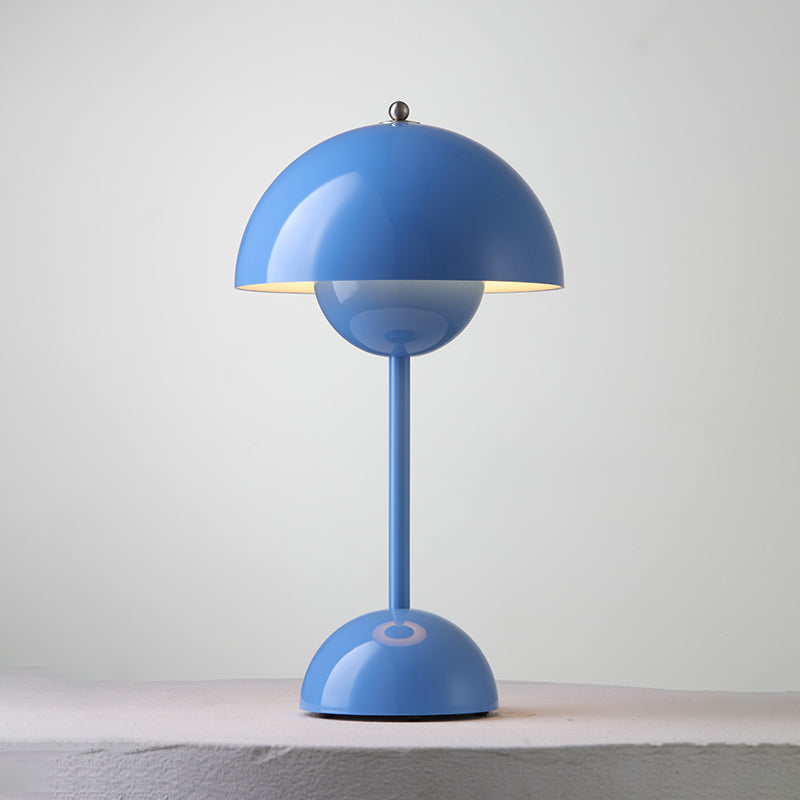 Elenva Outdoor Table Lamp