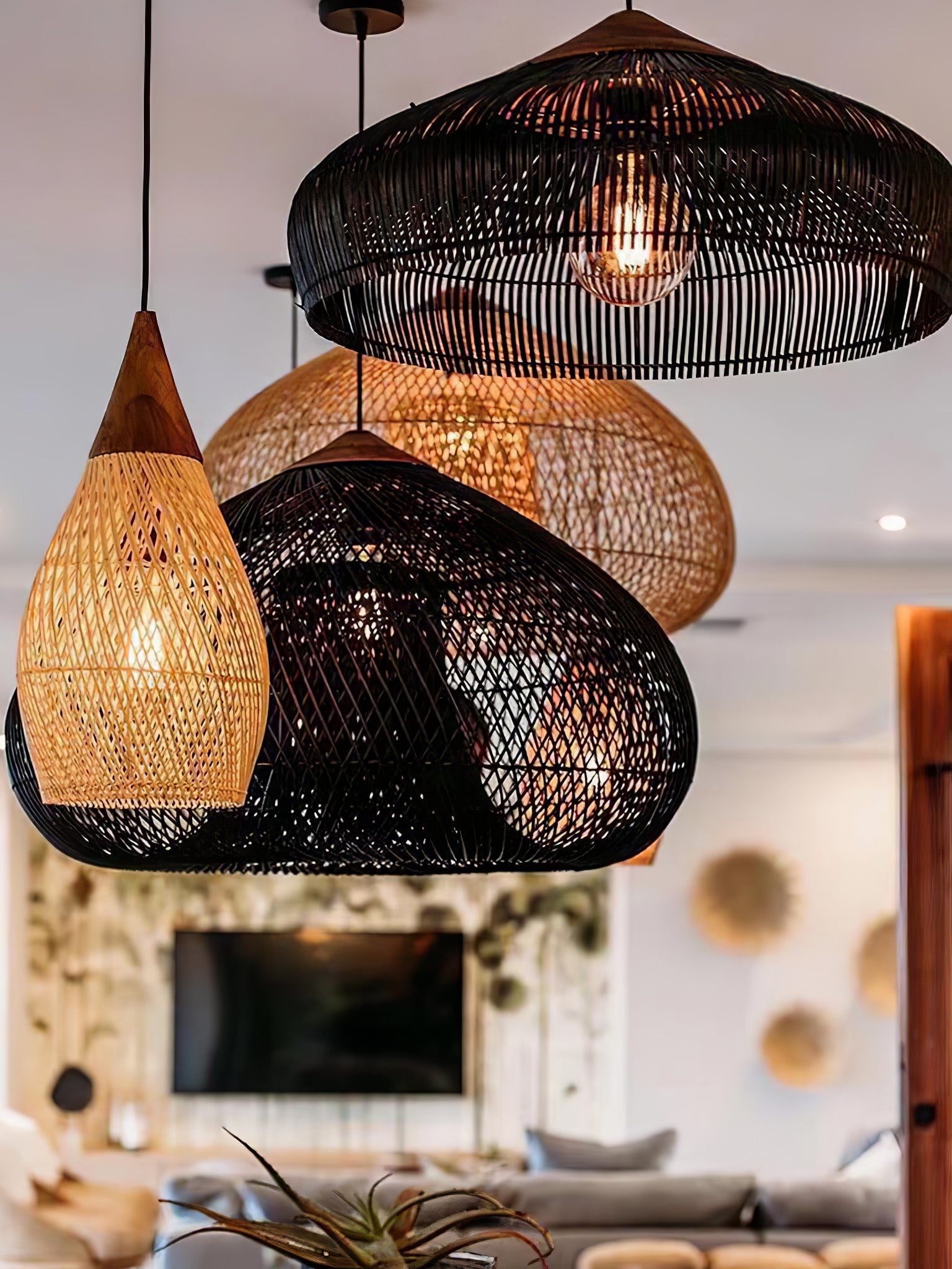 Baynova Pendant Light