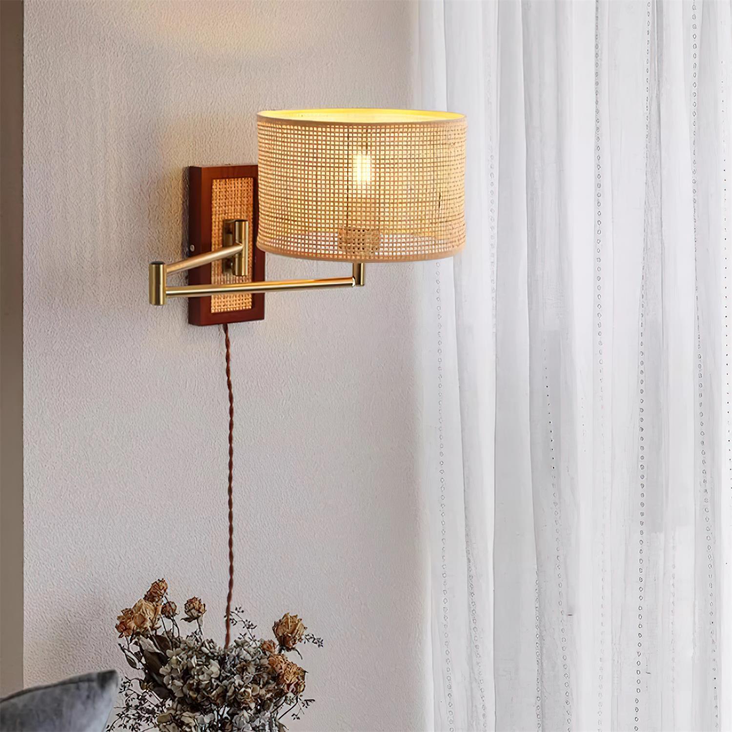 Lexliford Wall Light