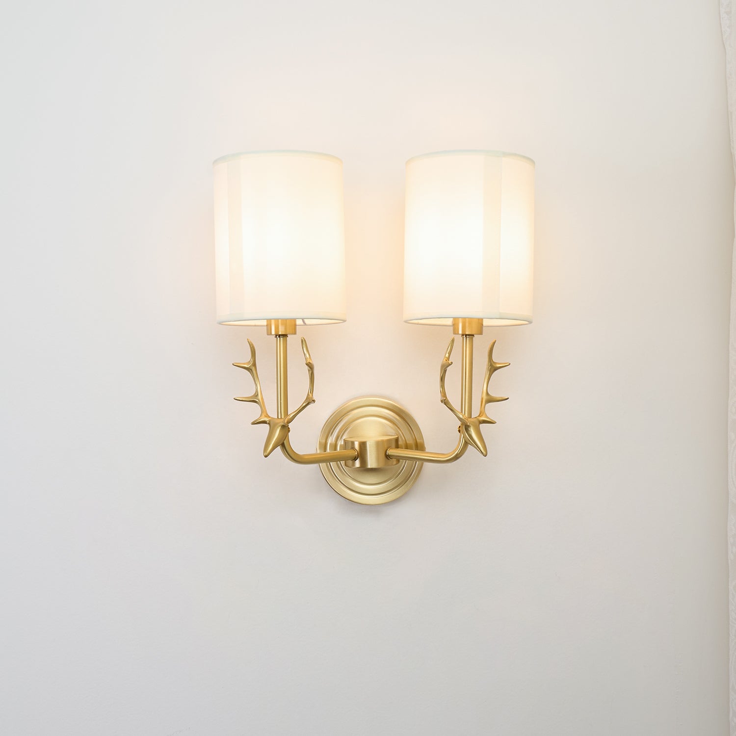 Hayvale Deer Wall Light