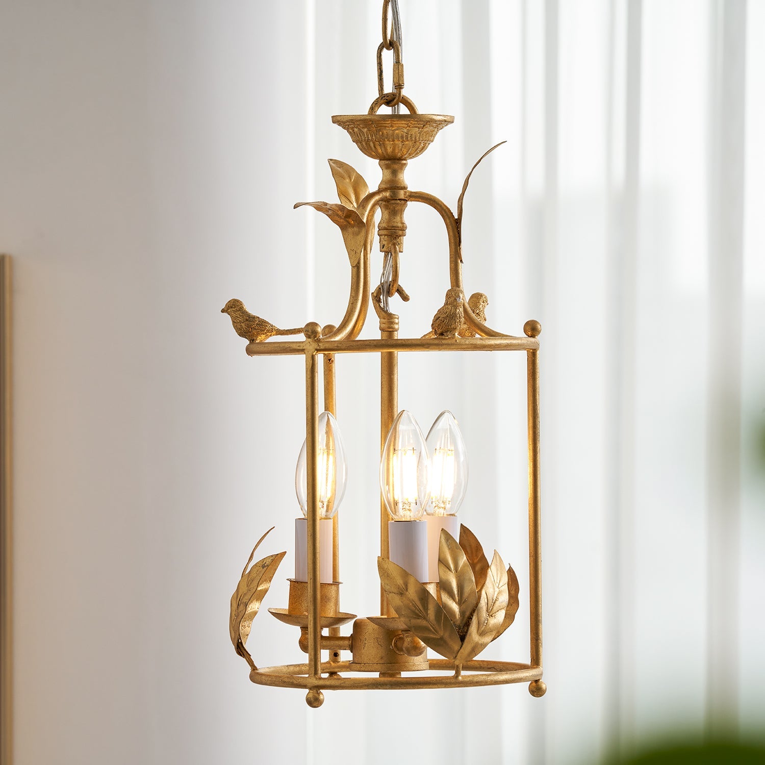 Wynva Lantern Pendant Light