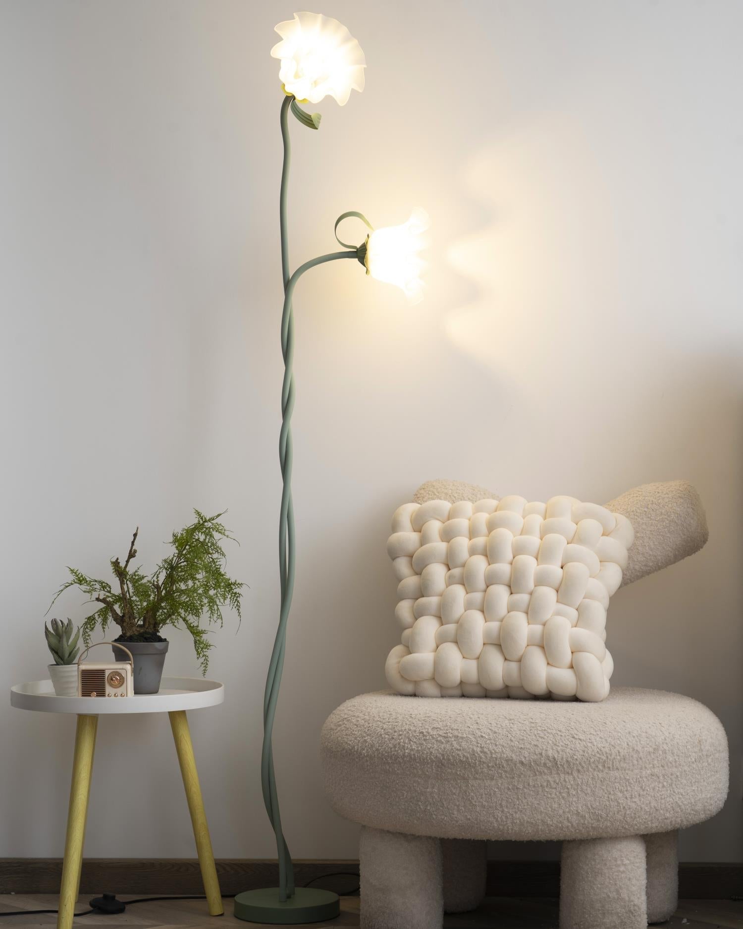 Talivay Floral Floor Lamp
