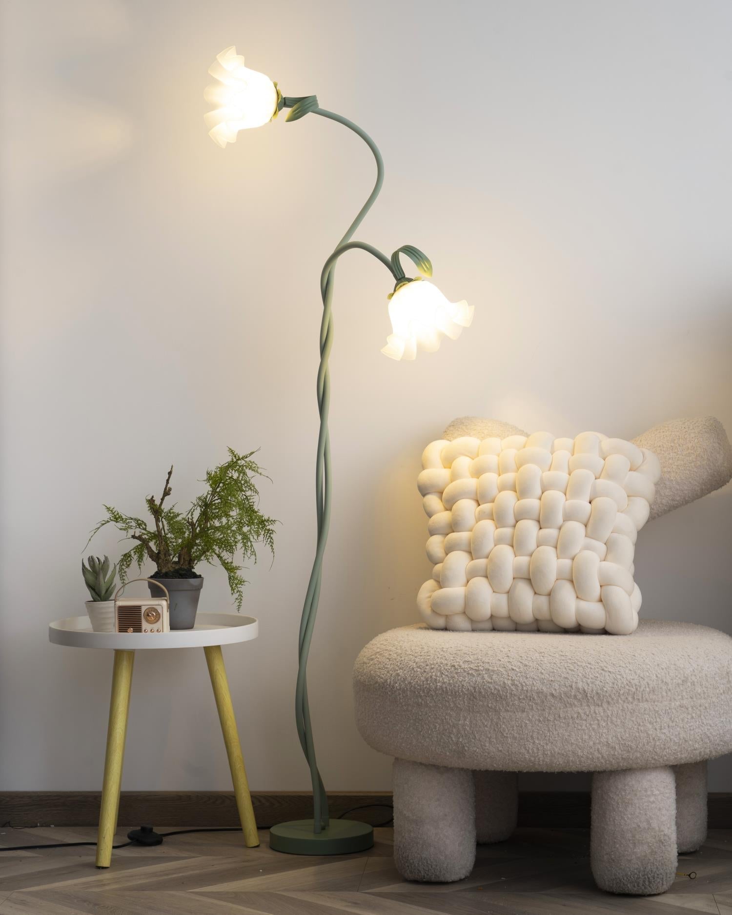 Talivay Floral Floor Lamp