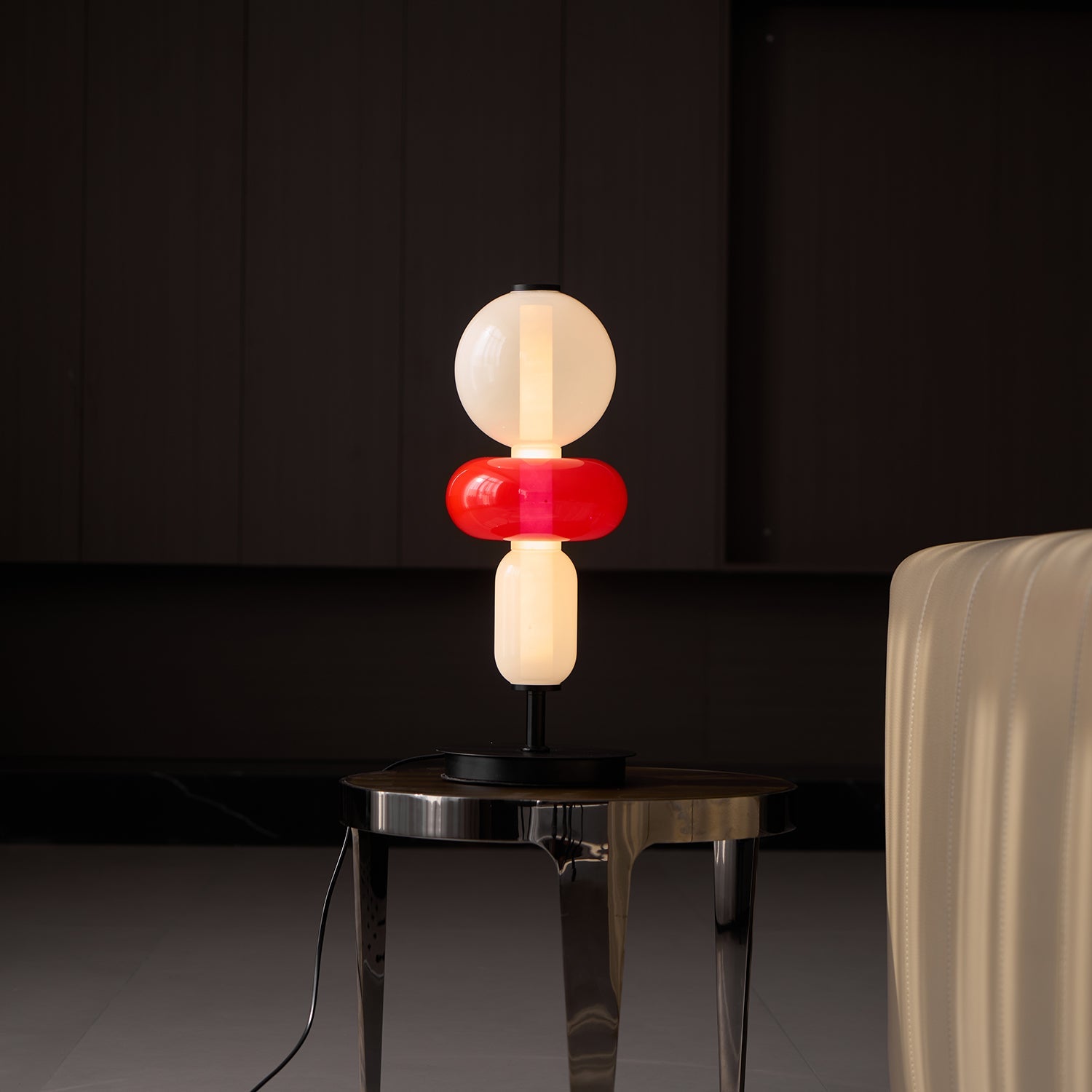 Daray Table Lamp