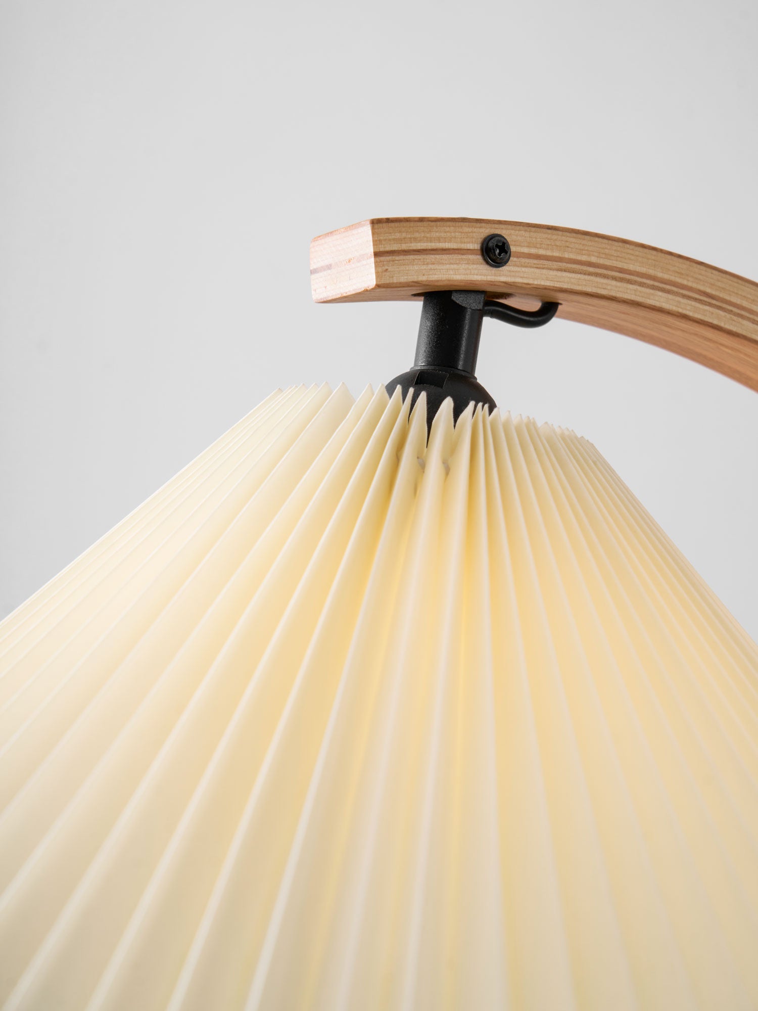 Avey Floor Lamp