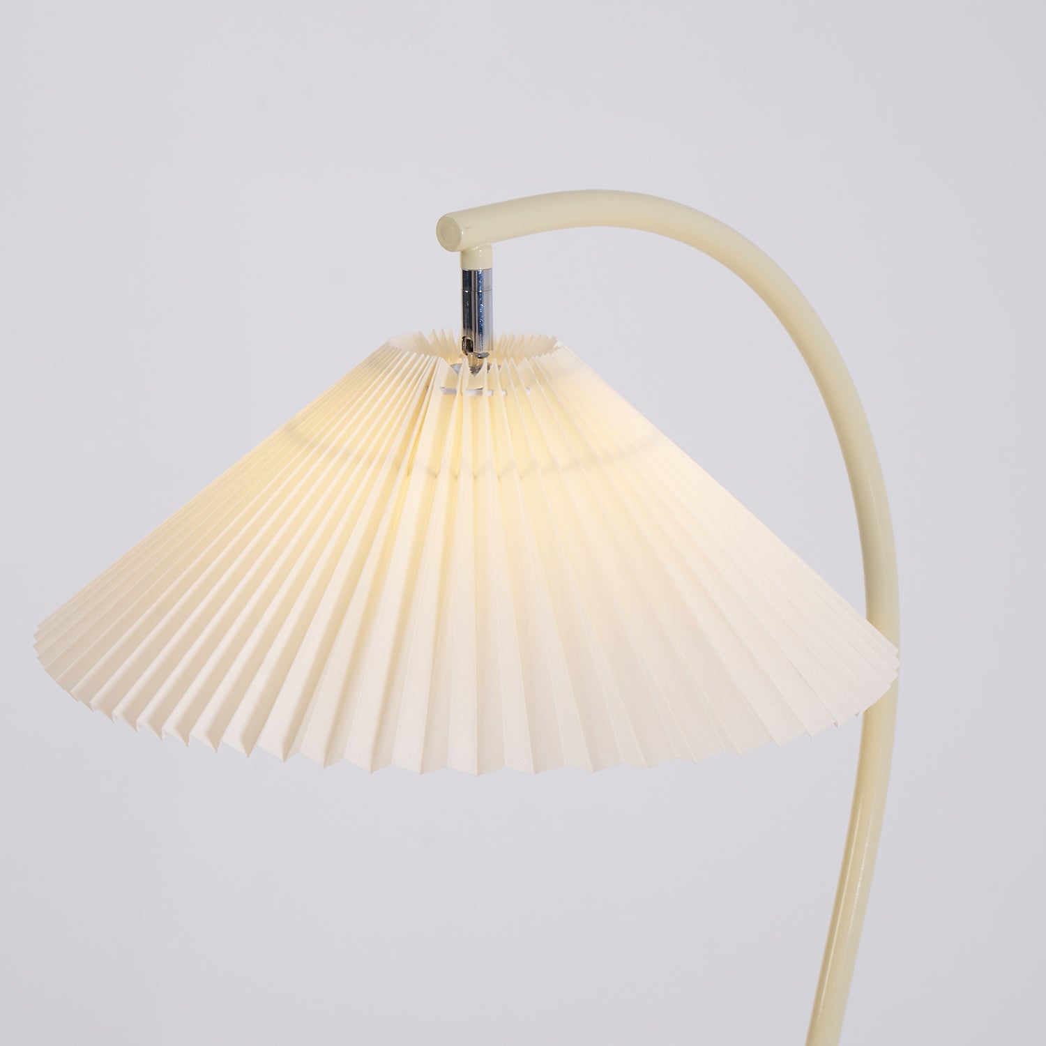 Arelino Floor Lamp