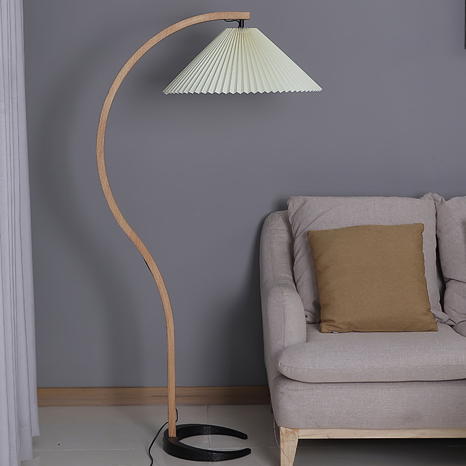 Avey Floor Lamp