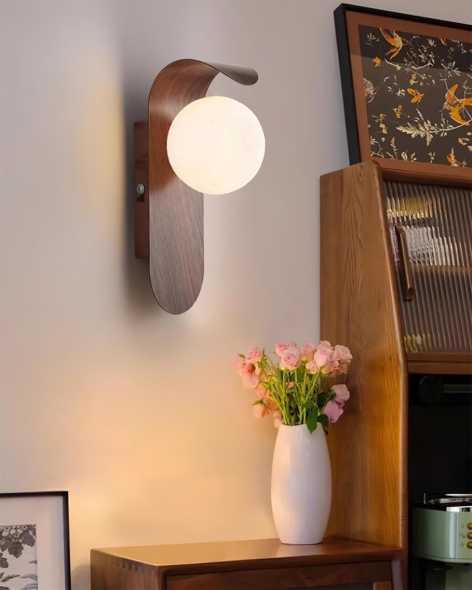 Axas Wall Light