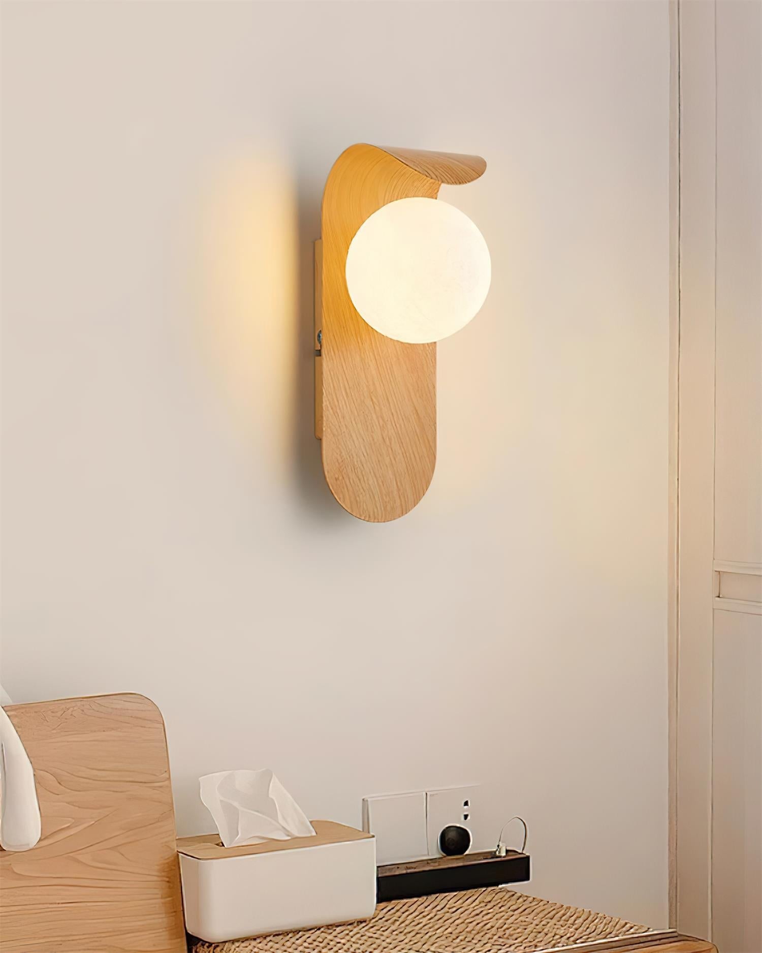 Axas Wall Light