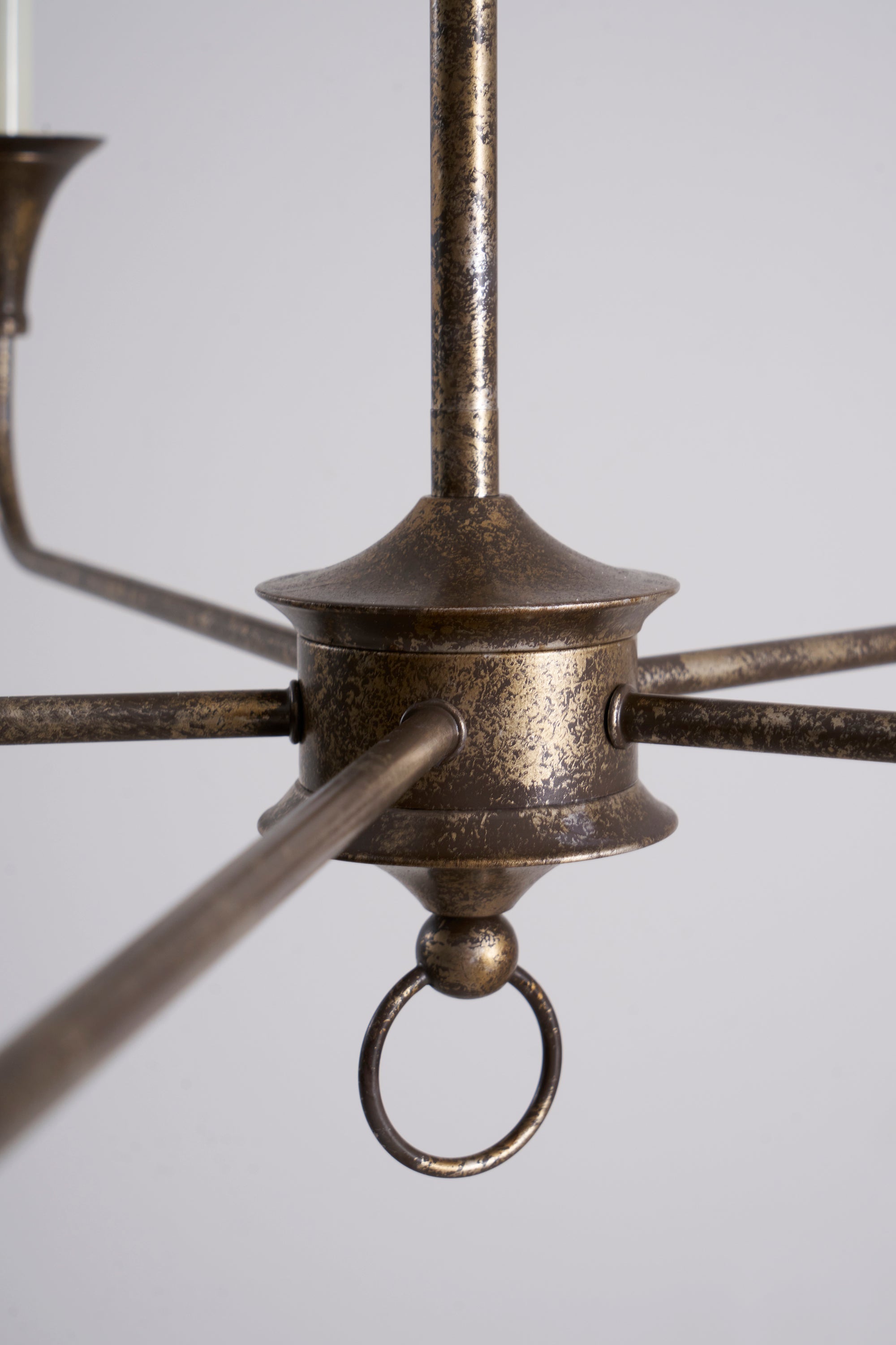 Zelkalo Classic Chandelier