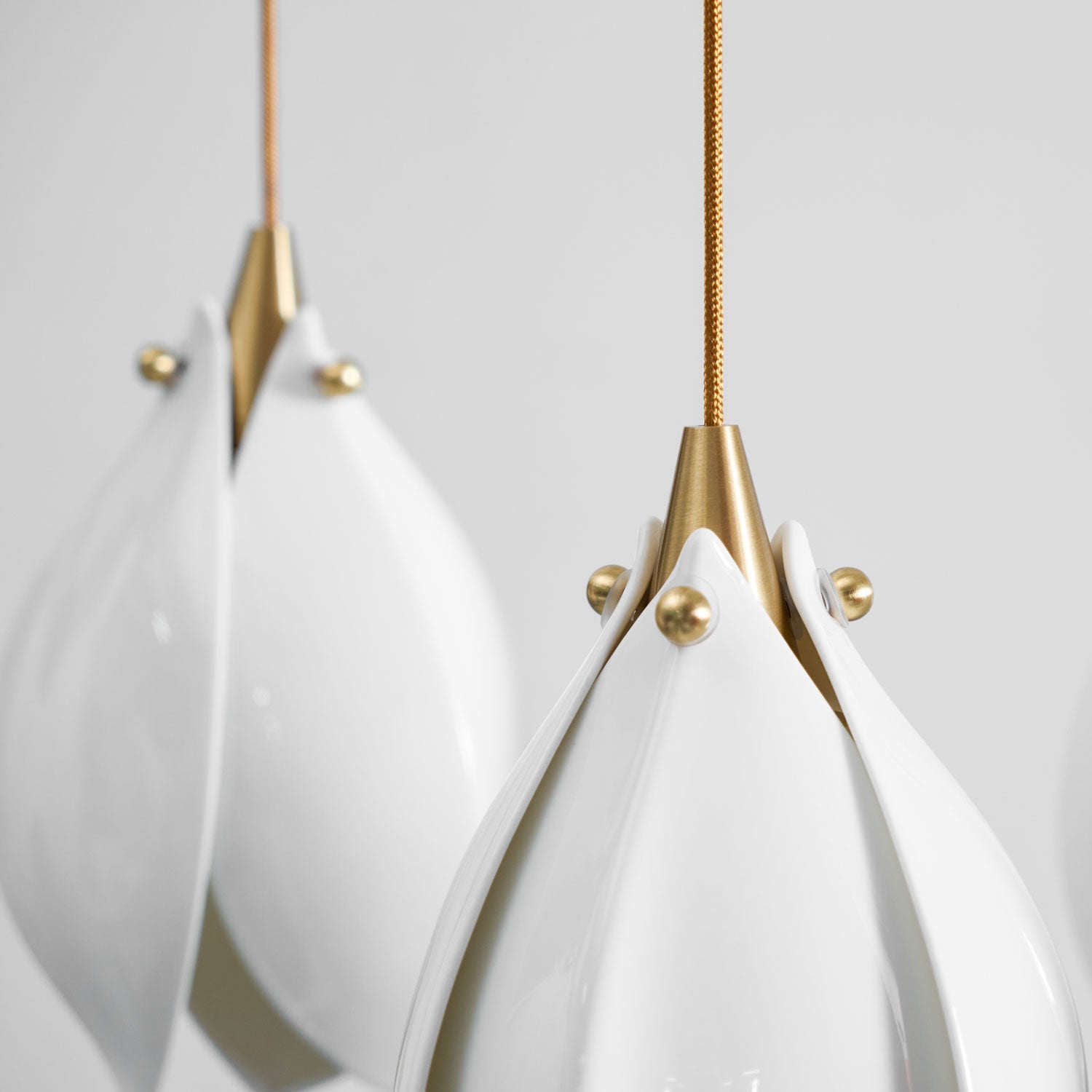 Dovean Pendant Light