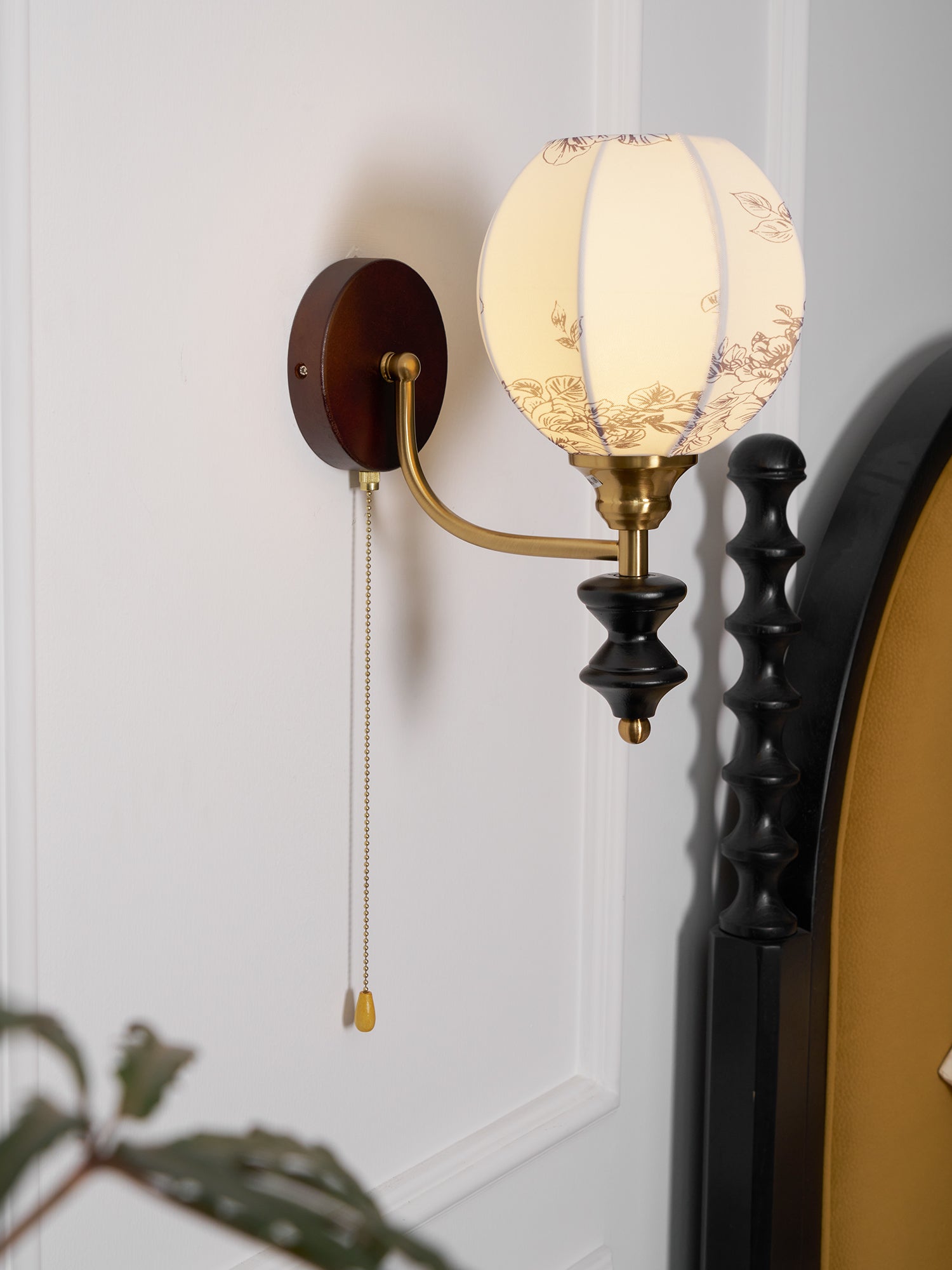 Aras Vintage Wall Light