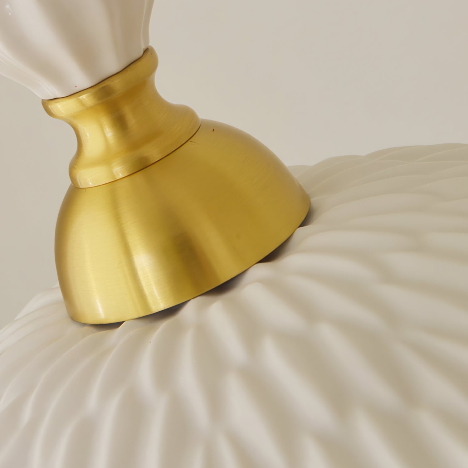 Calsonas Pendant Light
