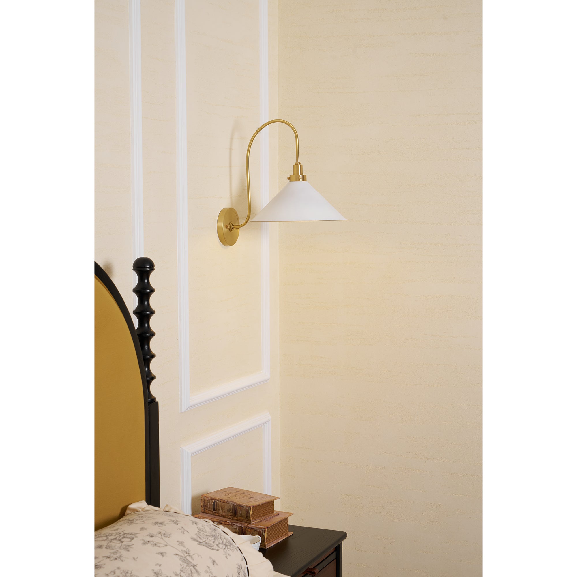 Elkuis Cone Wall Light