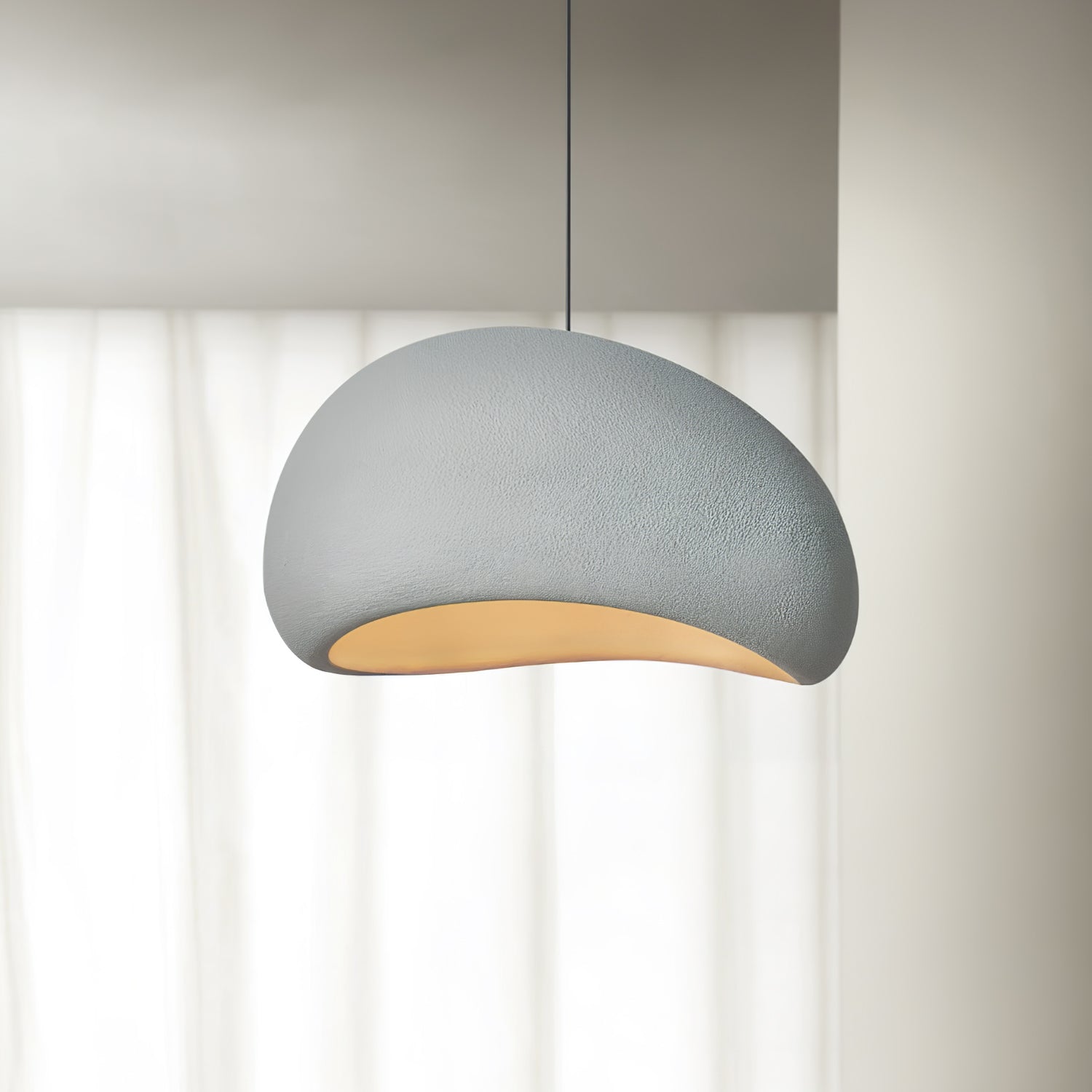 Noave Pendant Light