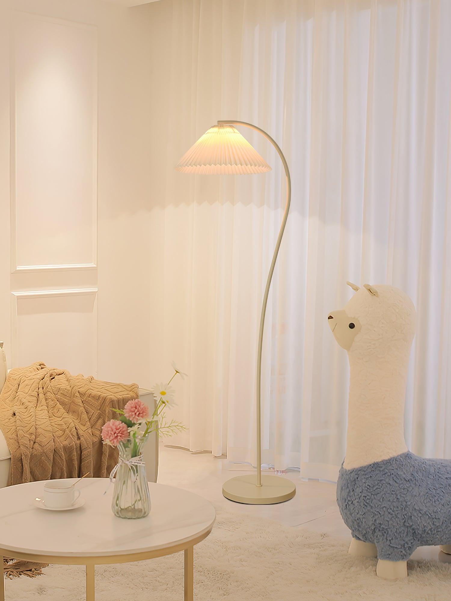 Arelino Floor Lamp