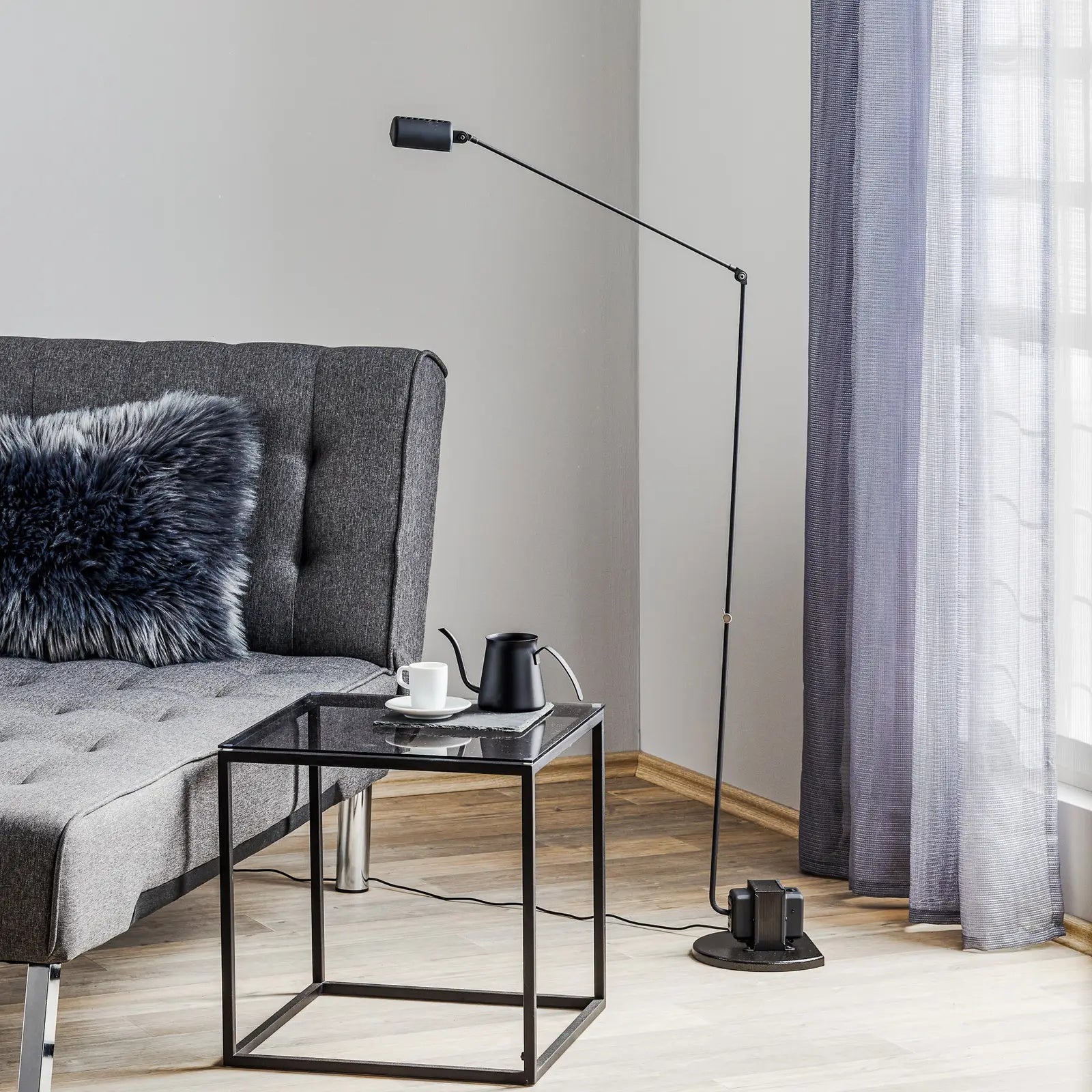 Halelyn Floor Lamp