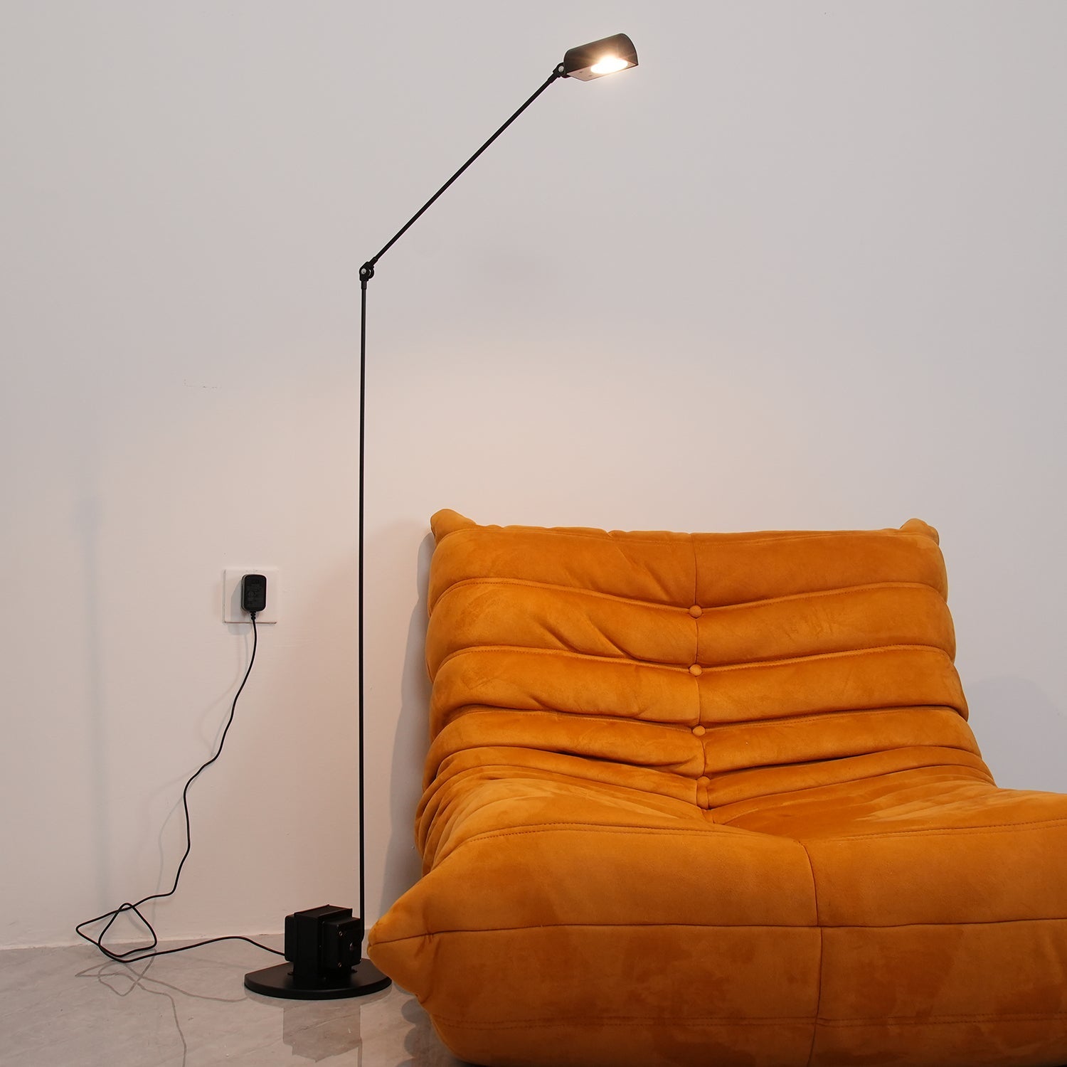Halelyn Floor Lamp