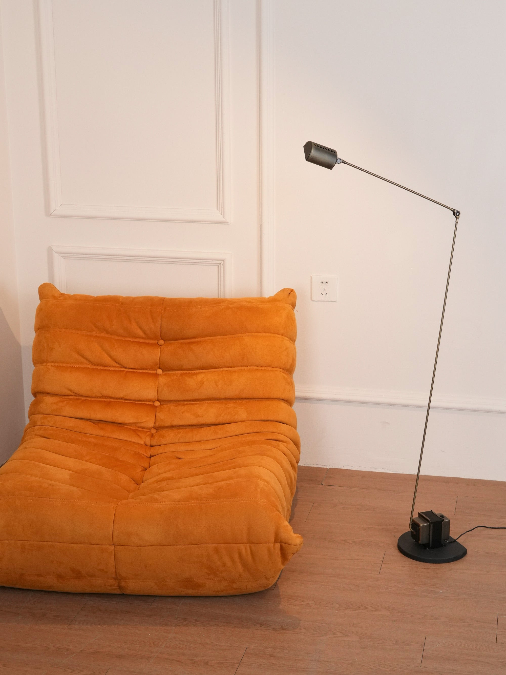 Halelyn Floor Lamp