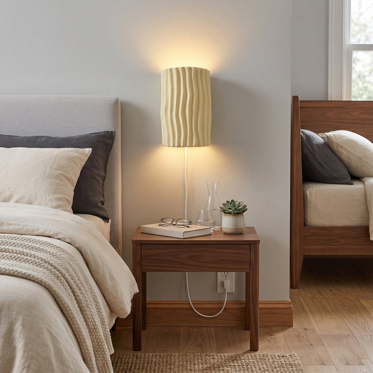 Waverly Plug-In Wall Sconce – detail 3