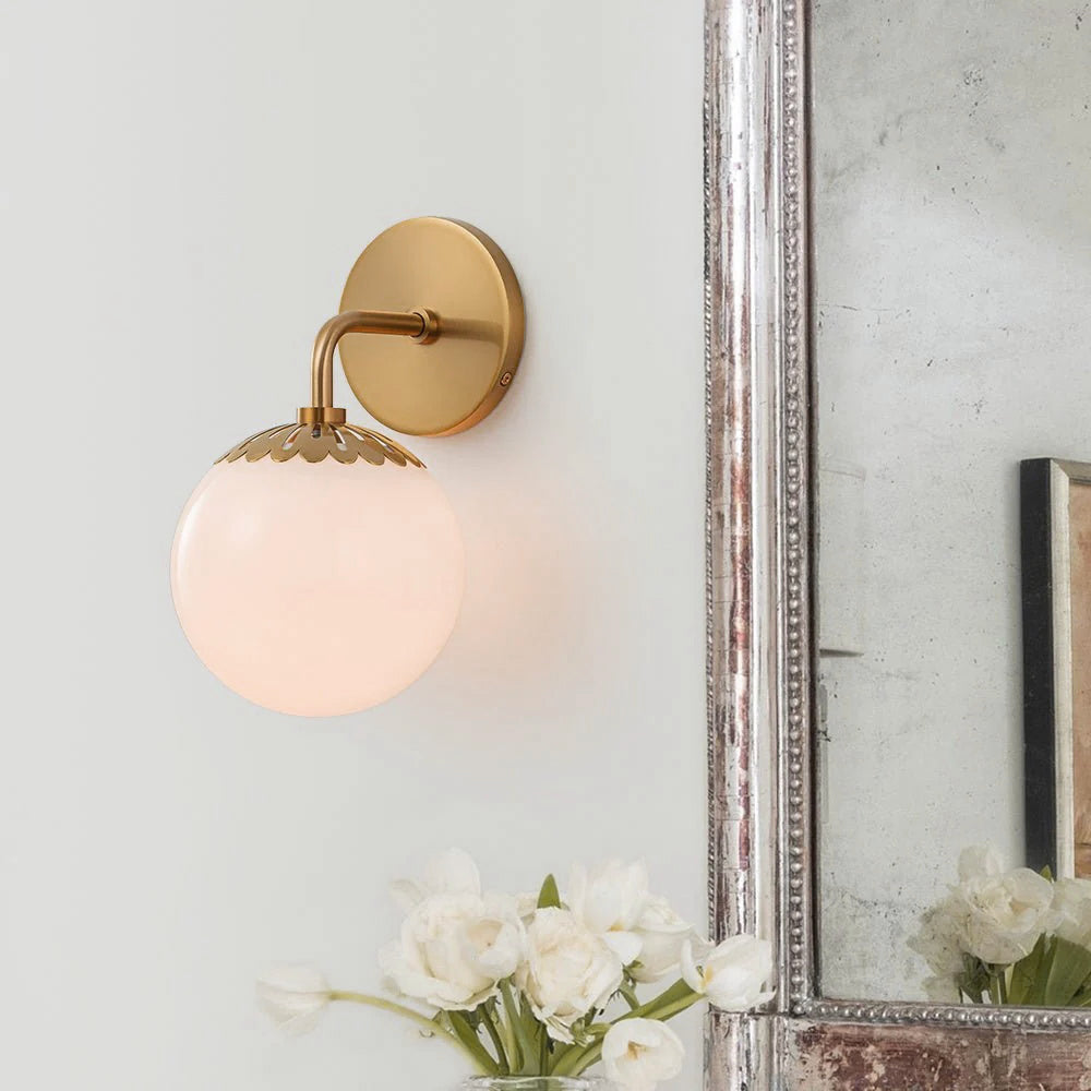 Quini Globe Wall Light