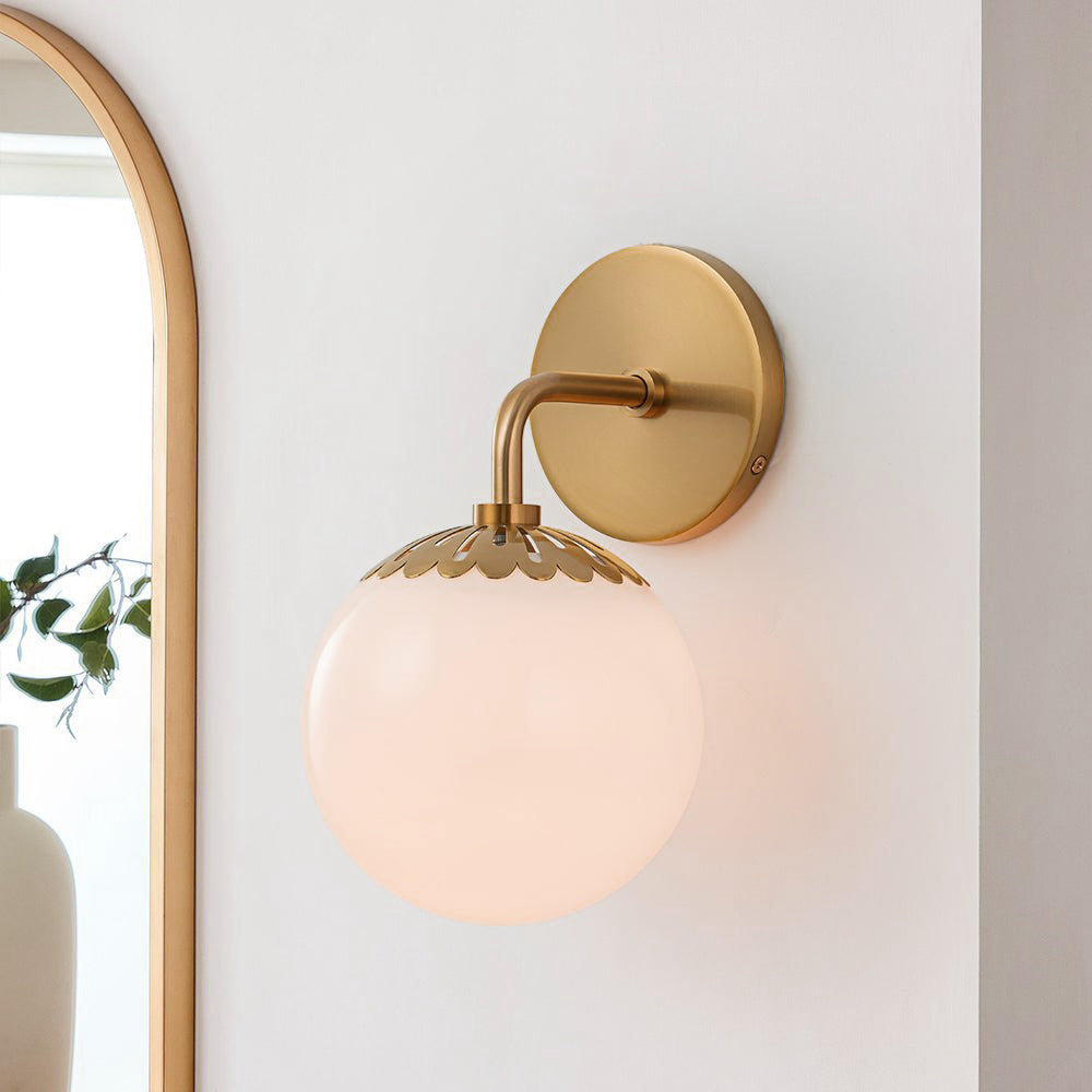 Quini Globe Wall Light