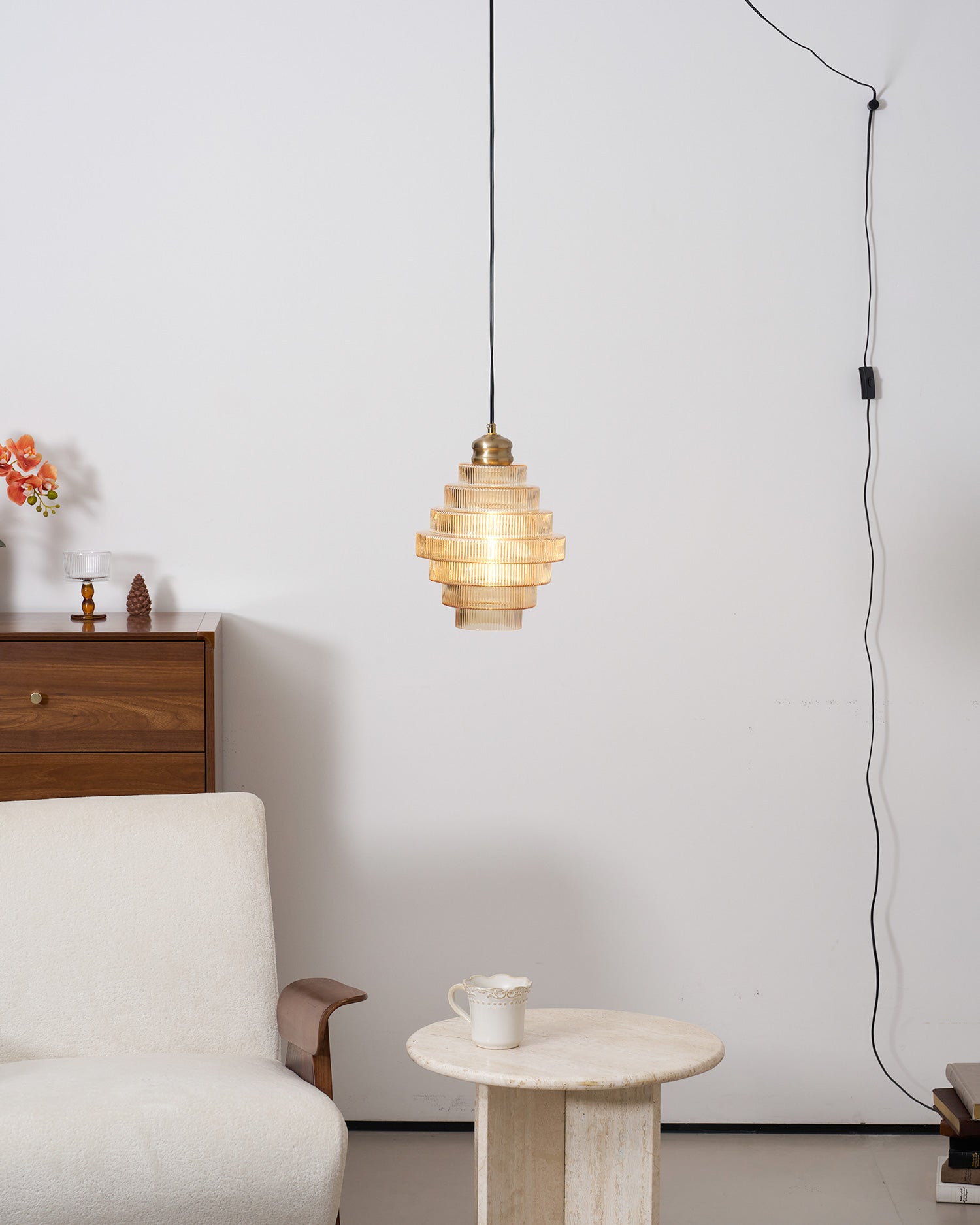 Wiolan Ribbed Pendant Light