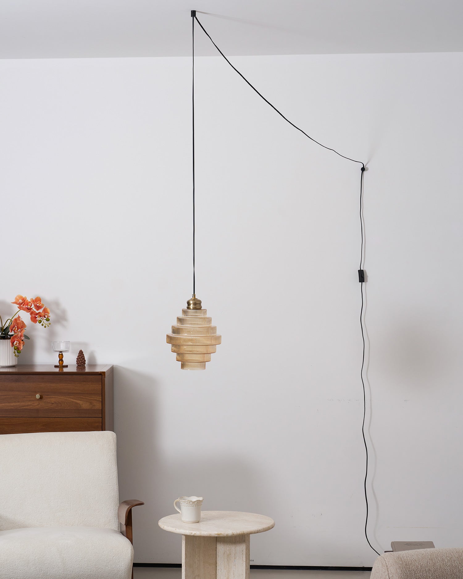 Wiolan Ribbed Pendant Light