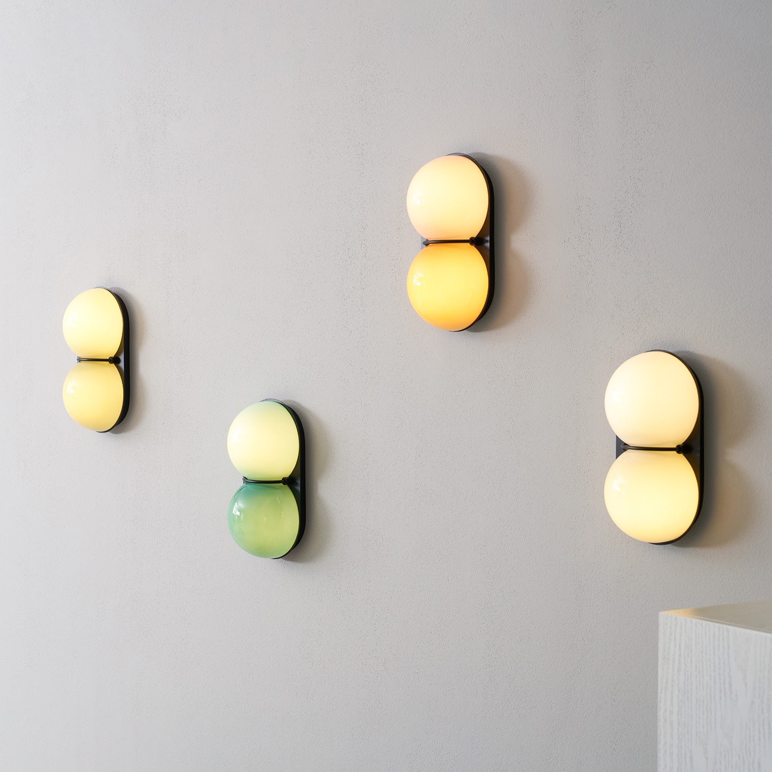 Akroia Wall Light